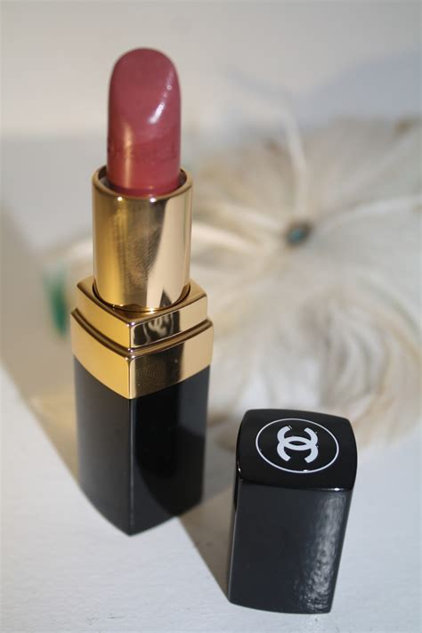 mademoiselle chanel lipstick.